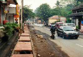 Ubud street scene