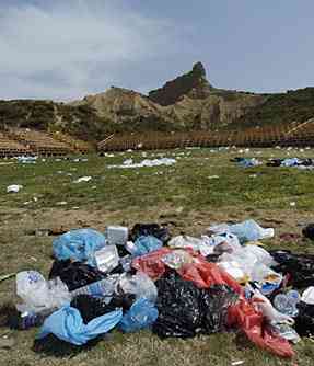 Anzac Cove rubbish